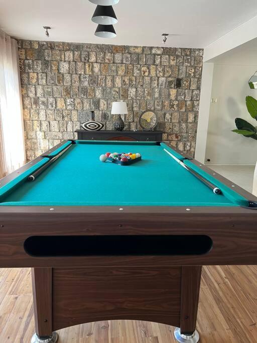 Cotzot, 3 Chambres, Pieds Dans L'eau Vila *