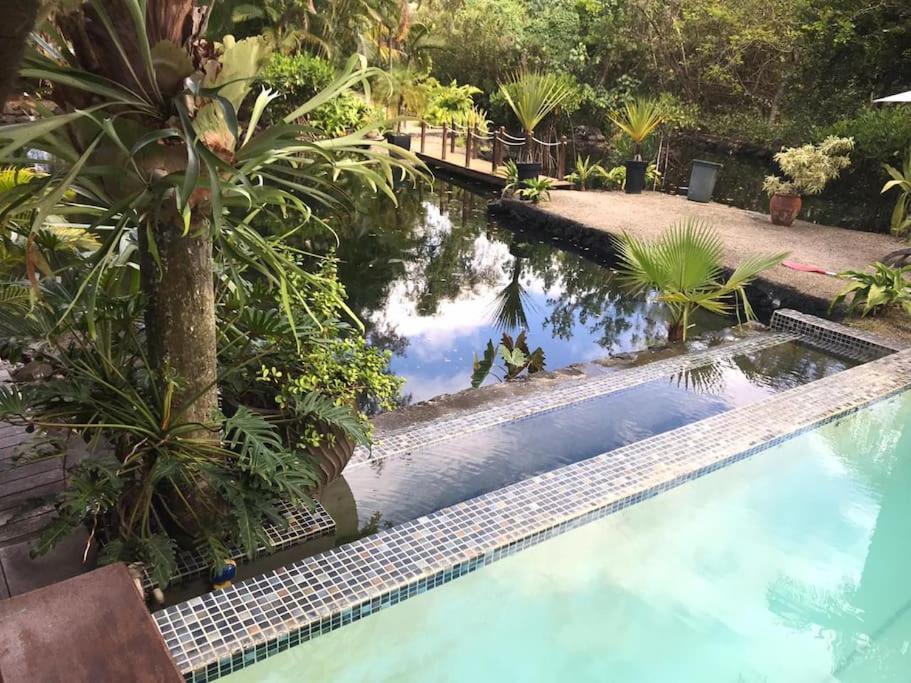 Cotzot, 3 Chambres, Pieds Dans L'eau Villa