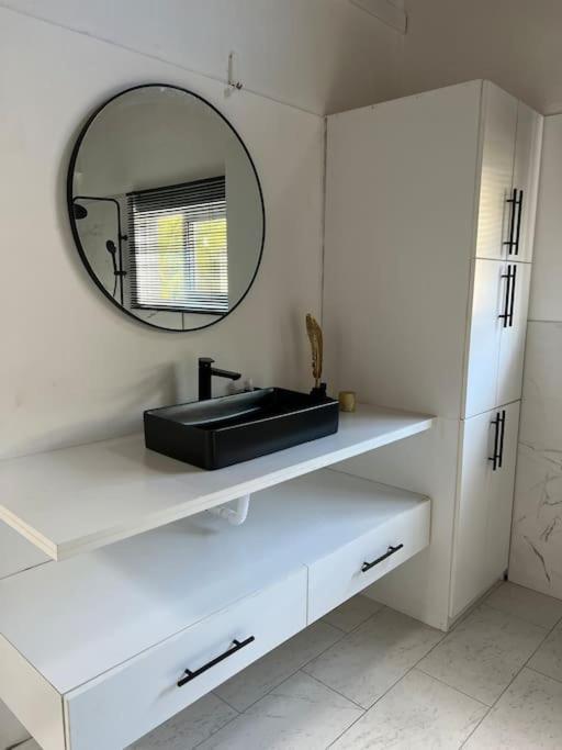 Cotzot, 3 Chambres, Pieds Dans L'eau