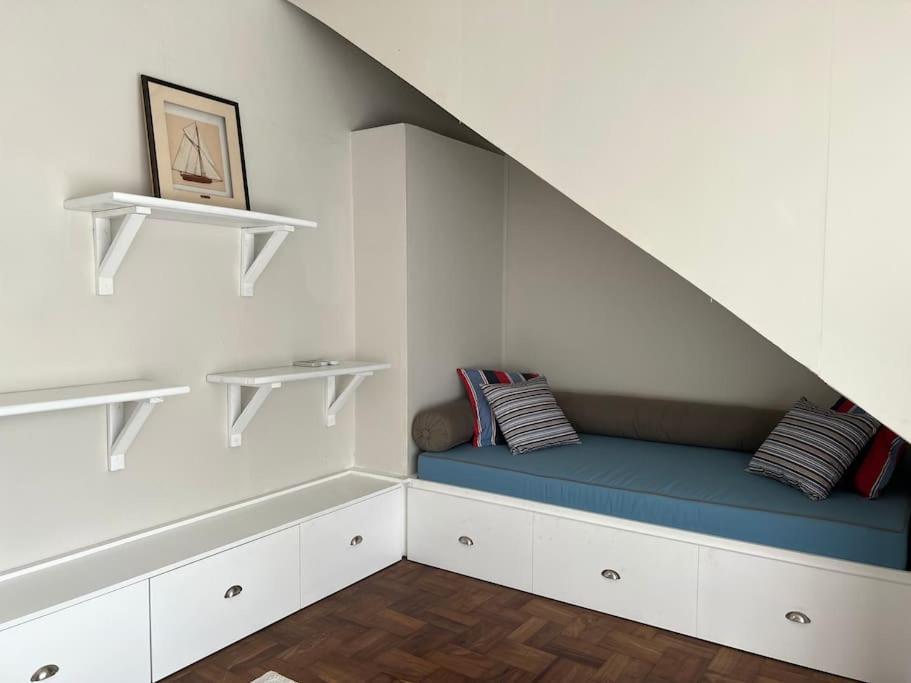 Cotzot, 3 Chambres, Pieds Dans L'eau Villa
